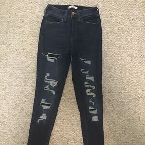 5/$50 SO High-Rise Curvy Distressed Jeggings Size 0/24W